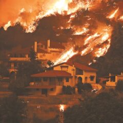 Σχόλιο για τις…ετήσιες μαζικές πυρκαγιές στην Ελλάδα και τη μετατροπή της σε γηροκομείο των Βορειοευρωπαίων (του Τάκη Φωτόπουλου)
